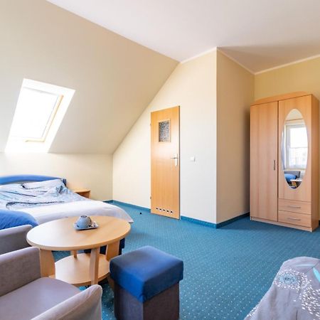 Pod Platanem Hotel Rowy  Luaran gambar