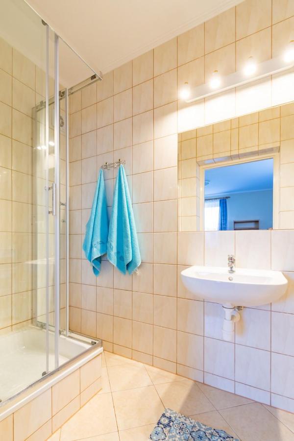 Pod Platanem Hotel Rowy  Luaran gambar