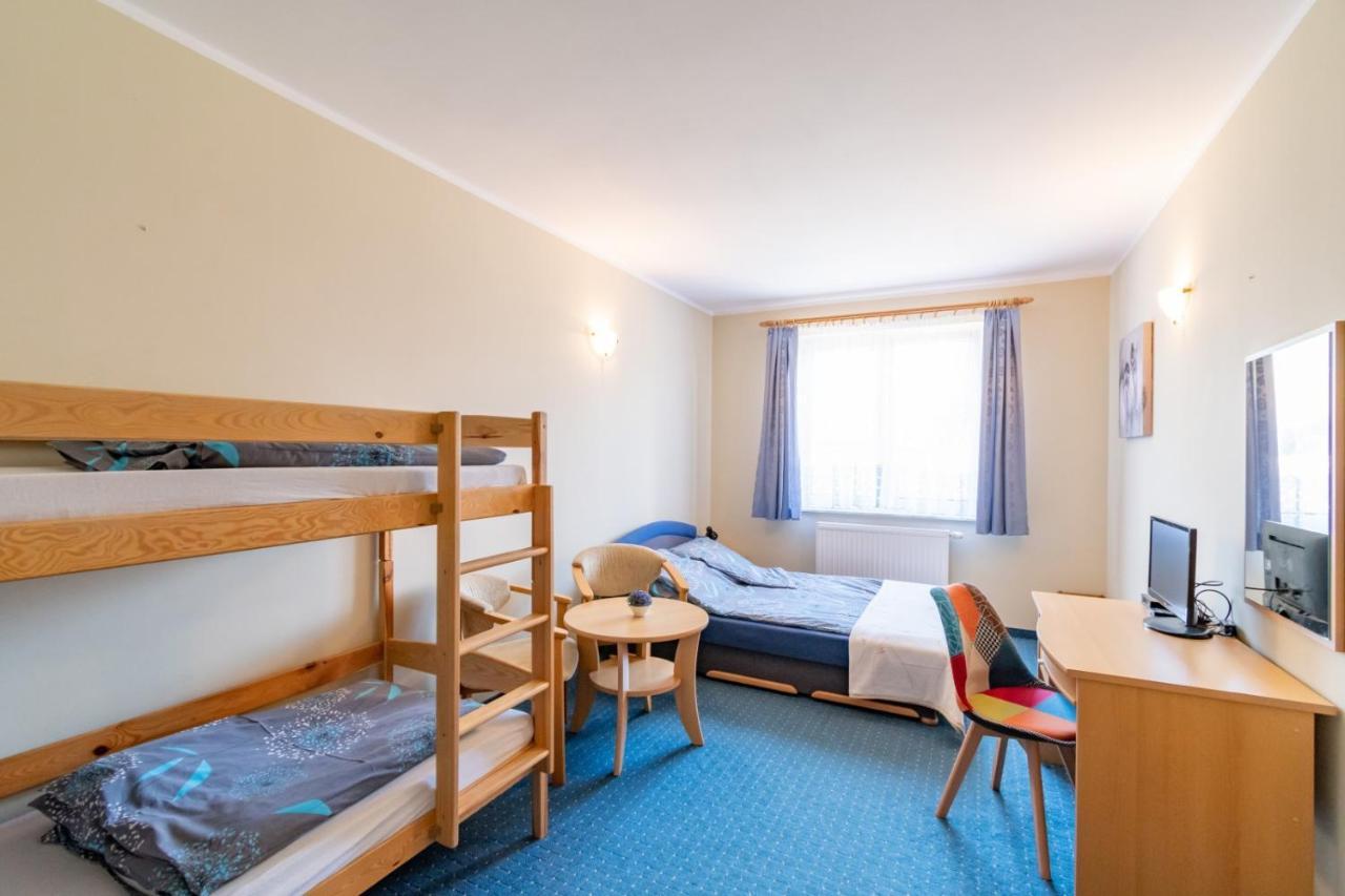 Pod Platanem Hotel Rowy  Luaran gambar