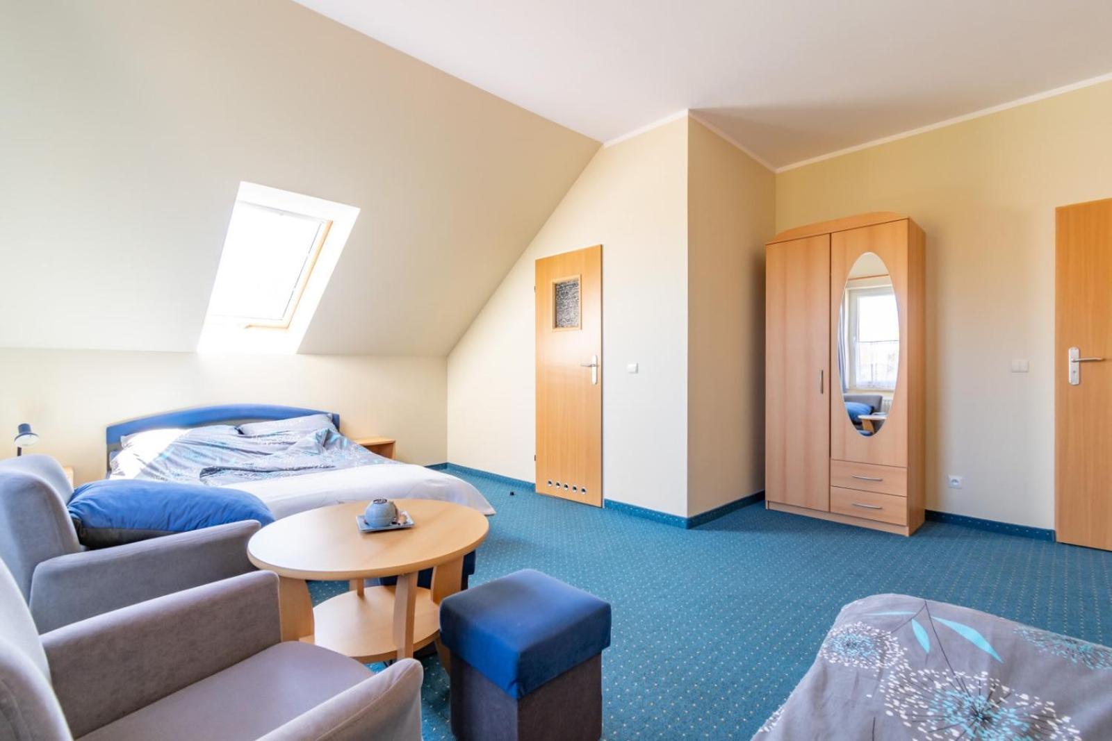 Pod Platanem Hotel Rowy  Luaran gambar