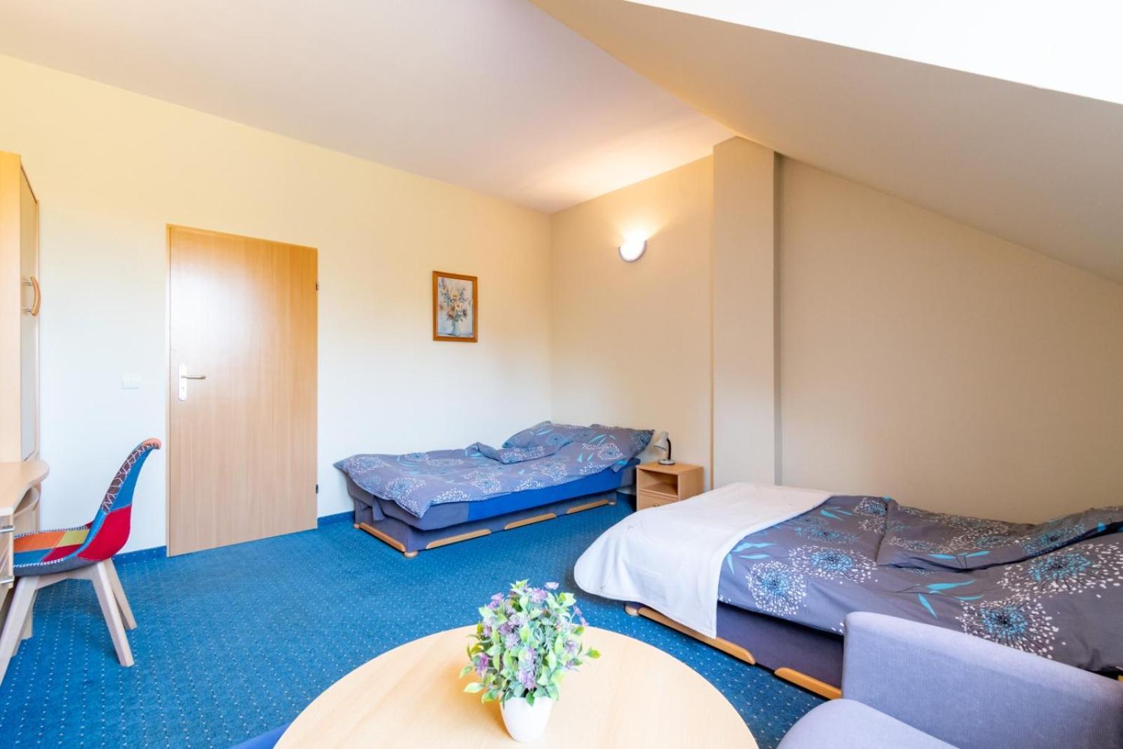 Pod Platanem Hotel Rowy  Luaran gambar